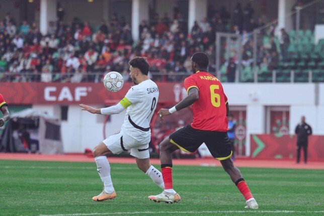 التعادل السلبي يسيطر على الشوط الأول في مباراة مصر ضد أنجولا