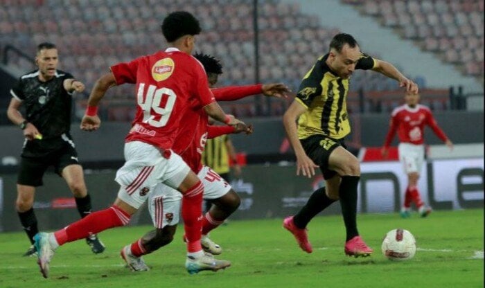 المقاولون العرب يحقق فوزاً كبيراً على الأهلي بثلاثية في كأس رابطة المحترفين – فيديو