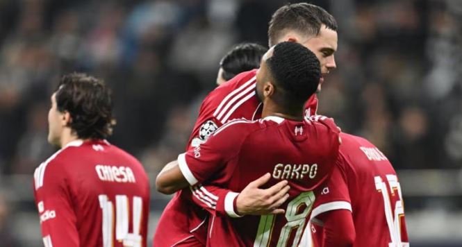 تشكيل ليفربول المتوقع ضد ليدز يونايتد في الدوري الإنجليزي: إيكتيكي يقود الهجوم