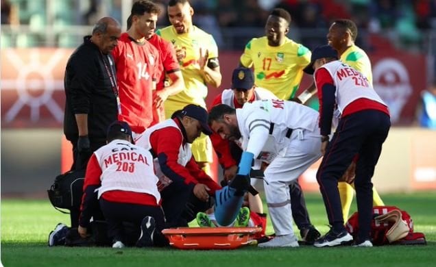 محمد حمدي يسافر إلى ألمانيا لتلقي العلاج بعد إصابته أمام بنين