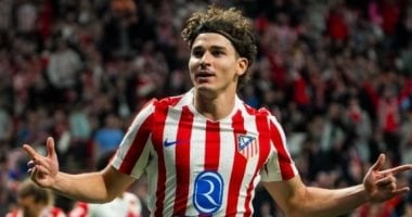 ألفاريز ينهي صيامه التهديفي مع أتلتيكو مدريد أمام برشلونة