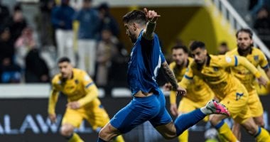 الهلال يتعادل مع التعاون في دوري المحترفين السعودي