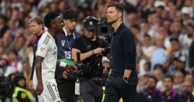 الونسو يستبعد الانتقال إلى مارسيليا ويدعم بقاء الركراكي في المشهد الرياضي