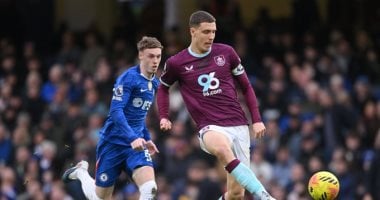 تشيلسي يتعثر أمام بيرنلي ويهدر نقطتين مهمتين في السباق على الدوري الإنجليزي