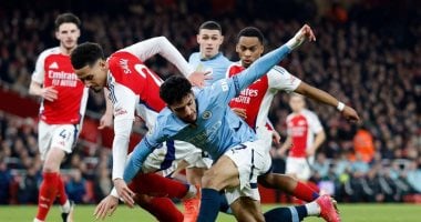 صراع مثير على لقب الدوري الإنجليزي: 11 جولة تفصل أرسنال عن مانشستر سيتي