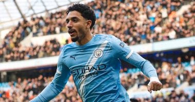 عمر مرموش يسعى لتحقيق إنجاز تاريخي مع مانشستر سيتي