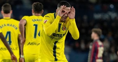 فياريال يعزز موقعه في المركز الثالث بفوز مثير على ليفانتي في الدوري الإسباني