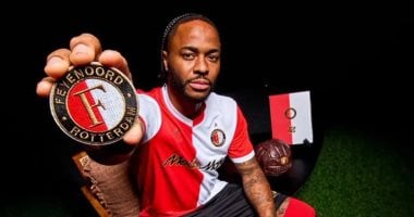 فينورد يوقف سترلينج بعد صفقة انتقاله لأسباب تأديبية