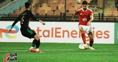 كاف يؤجل اتخاذ القرار بشأن أحداث مباراة الأهلي والجيش الملكي في دوري الأبطال