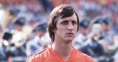 لعنة كأس أمم أوروبا تؤرق يوهان كرويف وسط صيام عن المجد