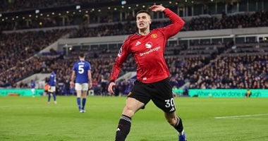 مانشستر يونايتد يحقق فوزًا ساحقًا على إيفرتون ويصعد للمركز الرابع في الدوري الإنجليزي