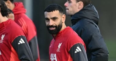 محمد صلاح يهدد بتحطيم رقم تاريخي في مواجهة ليفربول ونوتينجهام