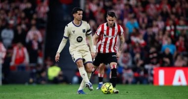 أتلتيك بيلباو وكرة القدم: هدف ملغى يحبط تقدم برشلونة في الشوط الأول