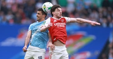 أرسنال ومان سيتي: التعادل السلبي يسيطر على الشوط الأول في نهائي كأس رابطة المحترفين الإنجليزي
