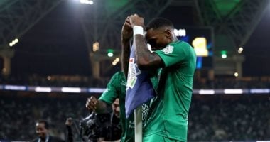 الاتحاد يطالب بإيقاف توني مهاجم الأهلي بسبب احتفاله المثير في ديربي جدة