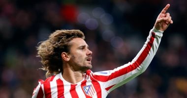 جريزمان يتألق ويقود أتلتيكو مدريد لتحقيق انتصار ساحق على ديبورتيفو لاكورونيا في الدوري الإسباني