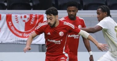 حمدي فتحي وأكرم توفيق في مواجهة تحديات حادة خلال كاس العالم 2026 في قطر