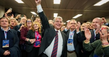 خوان لابورتا يتولى رئاسة برشلونة حتى 2031 بعد فوزه في الانتخابات الرسمية