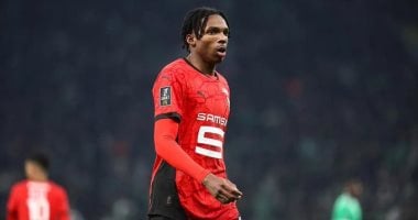 رين الفرنسي يكشف عن خضوع جيريمي جاكيه لجراحة في الكتف وسط اهتمام ليفربول