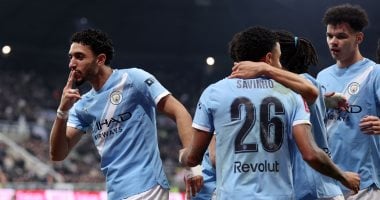 عمر مرموش يتألق بتسجيل ثنائية ويقود مانشستر سيتي إلى ربع نهائي كأس الاتحاد