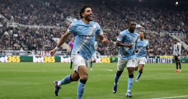 غضب جماهير مانشستر سيتي من Guardiola بسبب أزمة مرموش