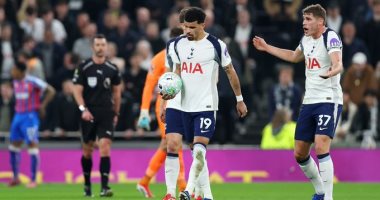 كريستال بالاس يحقق انتصارًا ساحقًا على توتنهام بثلاثة أهداف في الدوري الإنجليزي