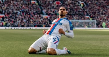 مانشستر يونايتد يتأخر أمام كريستال بالاس في الشوط الأول