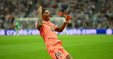 مانشستر يونايتد يُحكم إغلاقه أمام راشفورد في صيف 2026