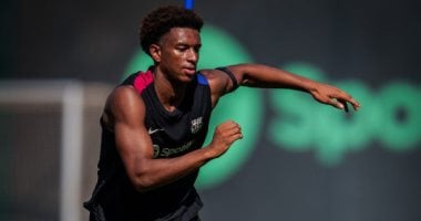 مستقبل بالدي مع برشلونة يكتنفه الغموض