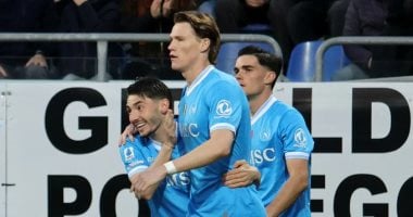 نابولي يتجاوز كالياري بصعوبة ويصعد إلى وصافة الدوري الإيطالي