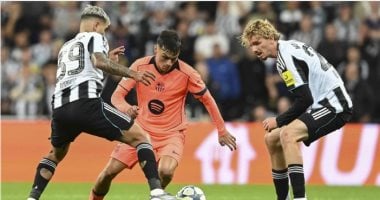 نيوكاسل يونايتد ي مواجهة برشلونة: تفاصيل المباراة والقنوات الناقلة والمعلقين