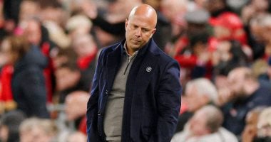 وولفرهامبتون وليفربول: سلوت يؤكد غياب فيرتز ويوضح التحديات هذا الموسم